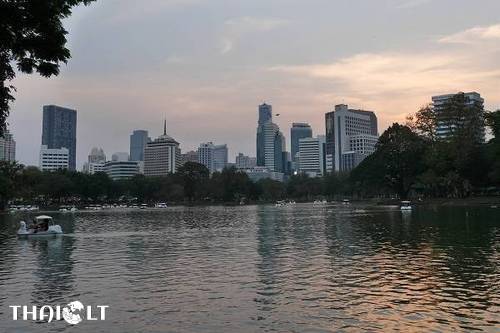 Silom & Sathorn Area Silom & Sathorn Area